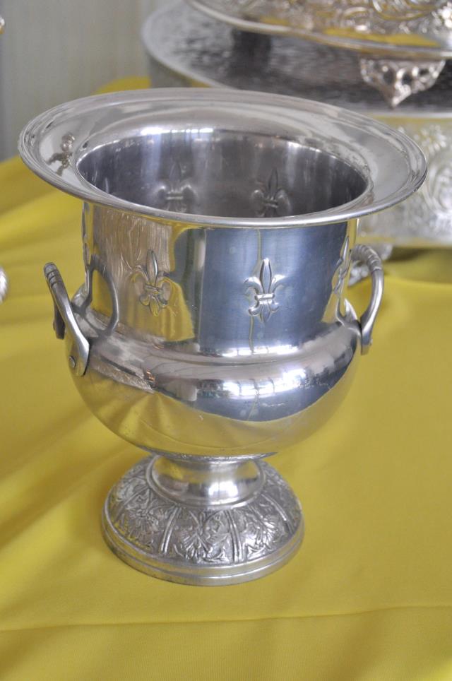 Rental store for BUCKET, WINE FLEUR in Covington LA